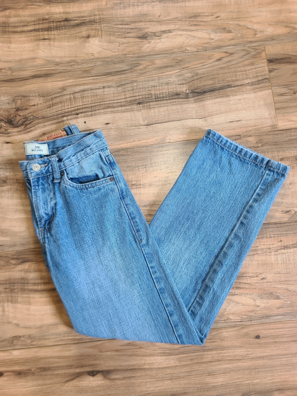 Levi's 550 Relaxed Jeans 14 Slim 25W 27L in Light Blue Wash Straight Leg